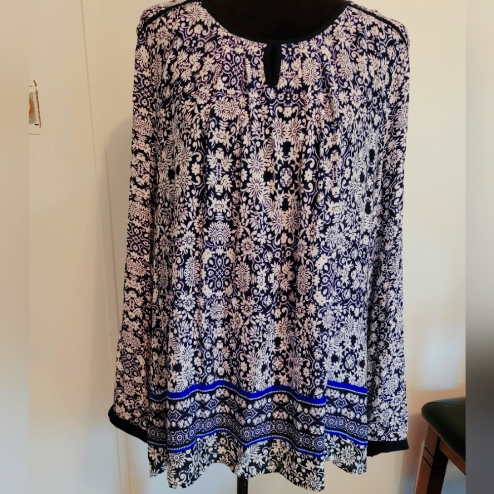 Kim Roger's blouse